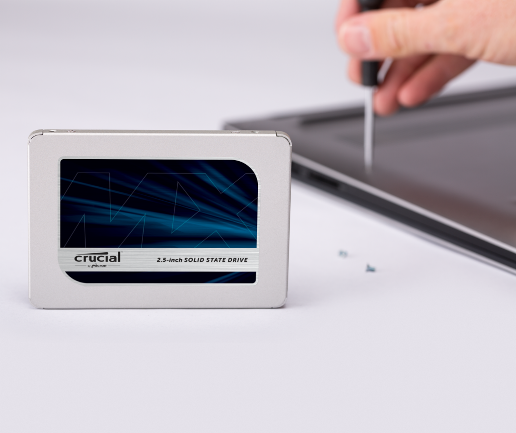 Crucial MX500 SSD 3D NAND SATA 2.5-inch Internal Solid State Drive | Read 560 MB/s Write 510 MB/s | 250GB 500GB 1TB 2TB 4TB Capacity Crucial MX500 SSD 3D NAND SATA 2.5-inch Internal Solid State Drive | Read 560 MB/s Write 510 MB/s | 250GB 500GB 1TB 2TB 4TB Capacity